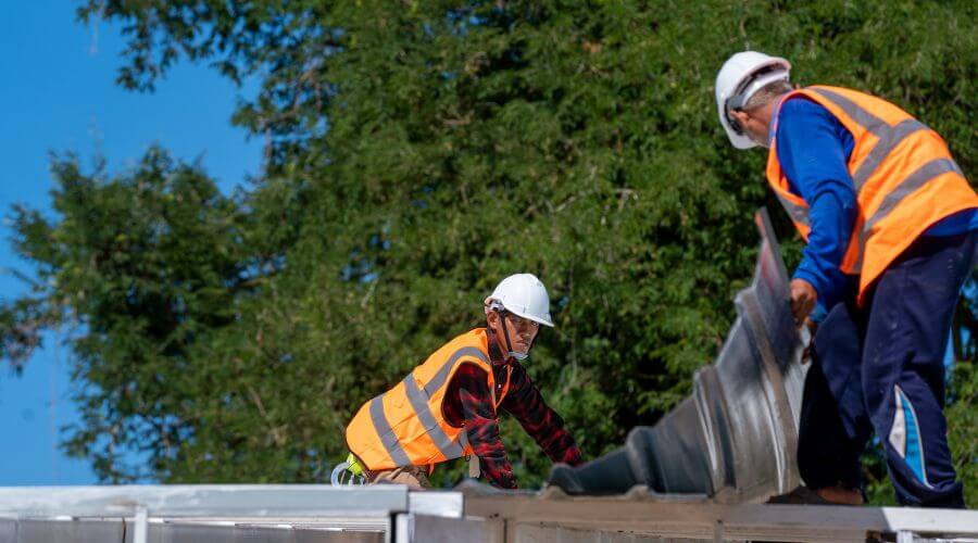 Professional residential roofers in Haigler, NE